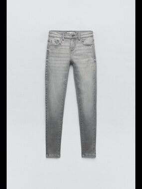 Zara Women's Light Grey Skinny Jeans
